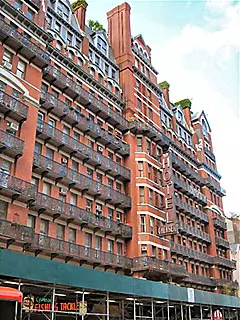 Отель Челси в Нью-Йорке